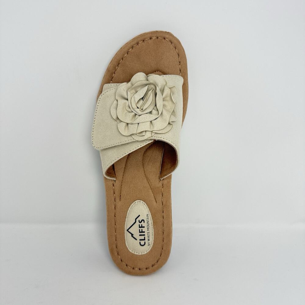 Cliffs by White Mountain Casmyn Women 10M Ivory Flower Slide Comfort Sandals